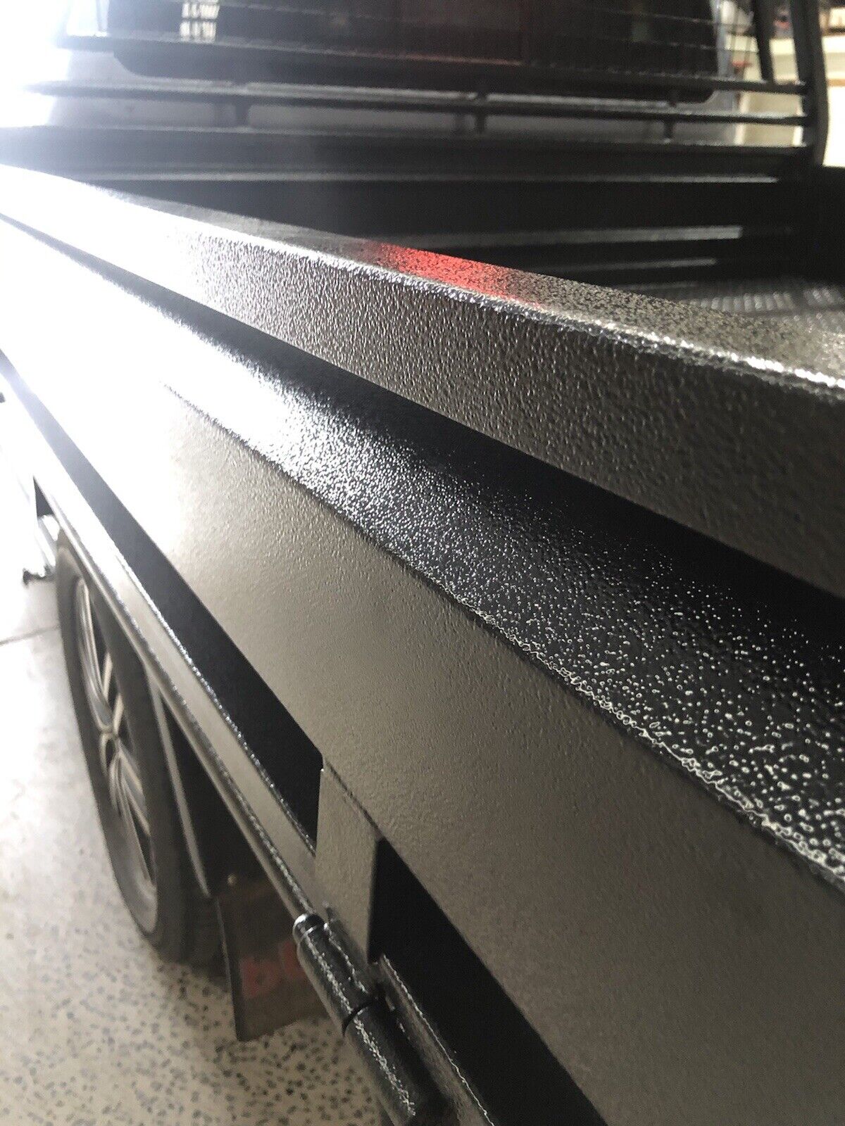 Wrinkle Black Gloss